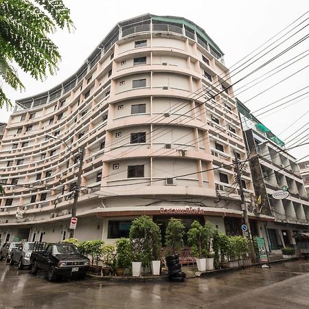 New Suanmali Hotel Banguecoque Exterior foto
